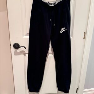 Nike Women’s Black Sweatpants